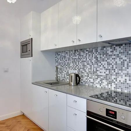Platinum Chmielewskiego Apartment